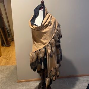 Reversible Suede and Wool fox tail wrap